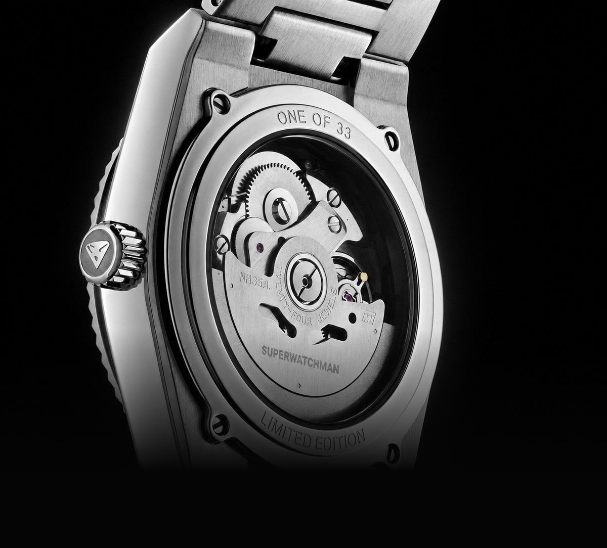 Exhibition caseback