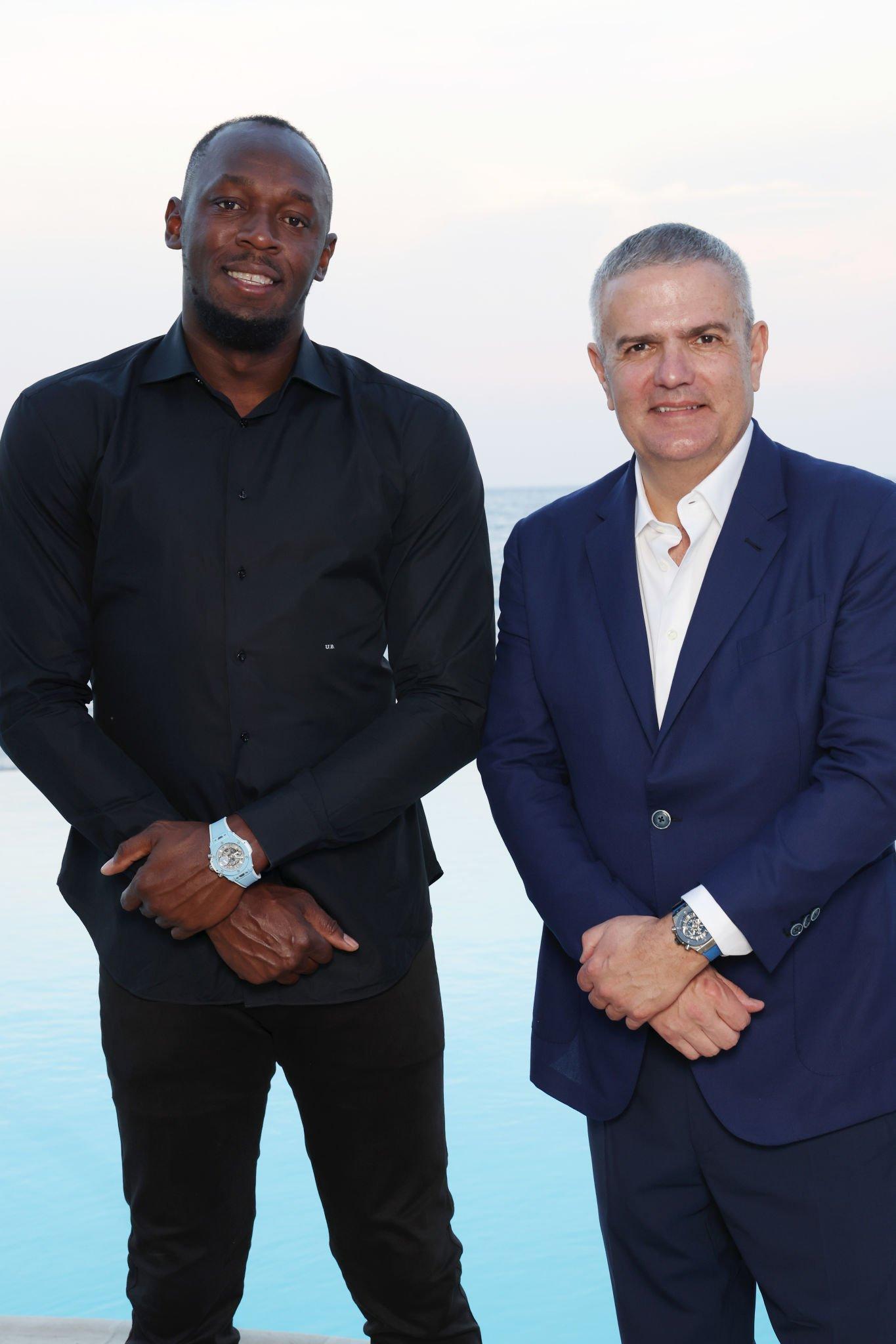 Usain Bolt, the legendary Jamaican sprinter, is not only known for his lightning-fast speed on the track but also for his impeccable sense of style. Recently, he made headlines in the world of fashion and horology by sporting the new Hublot Big Bang Unico "Sky Blue." This exquisite timepiece showcases the perfect blend of athleticism and luxury.